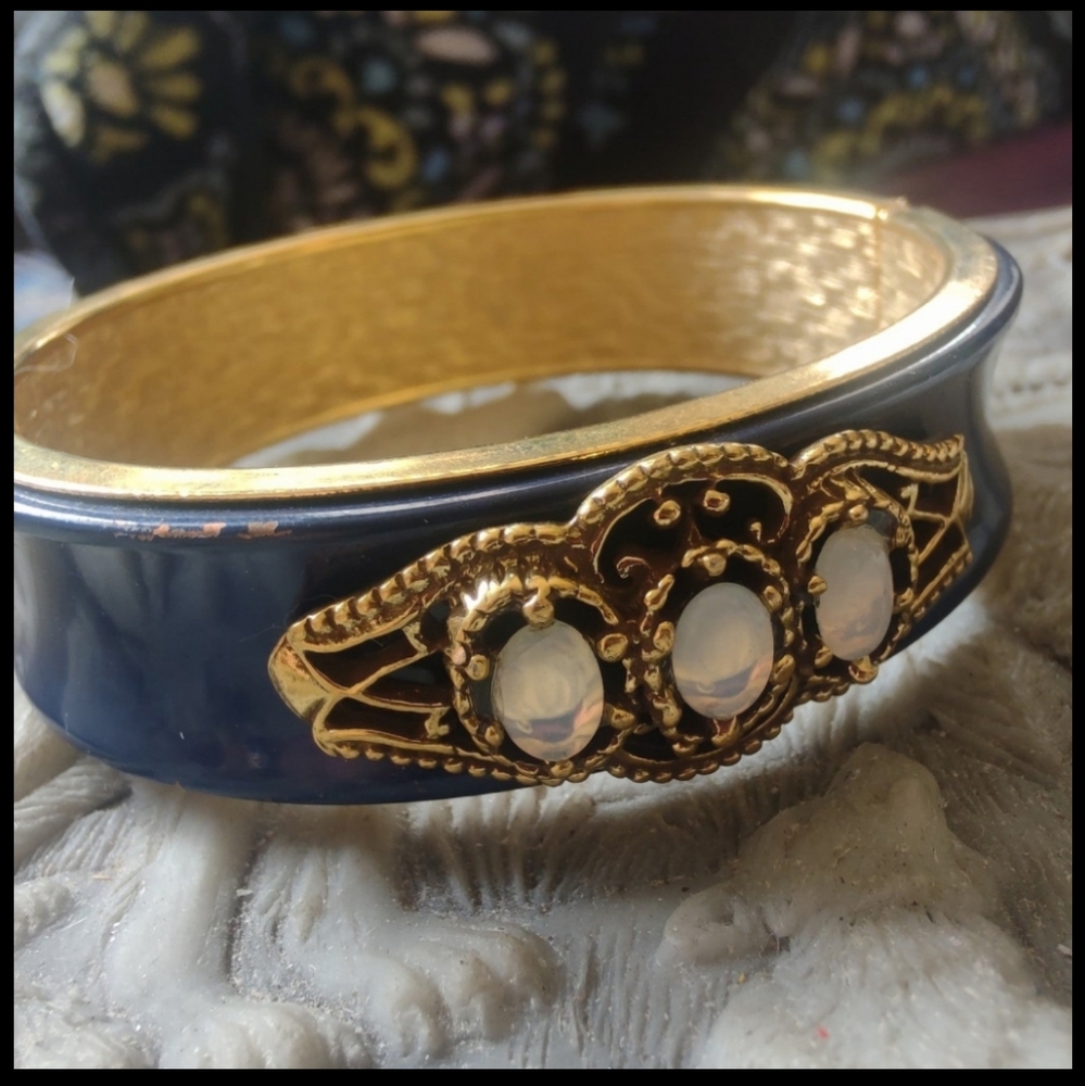 Vintage bracelet
